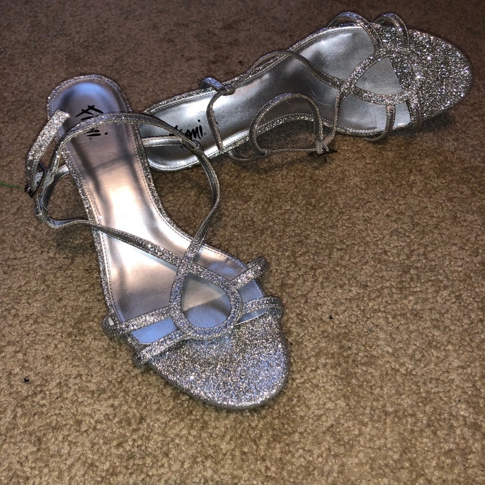 silver heels size 9
